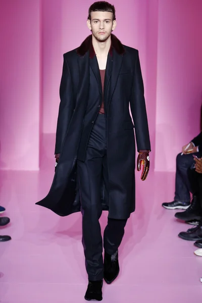 Look 2